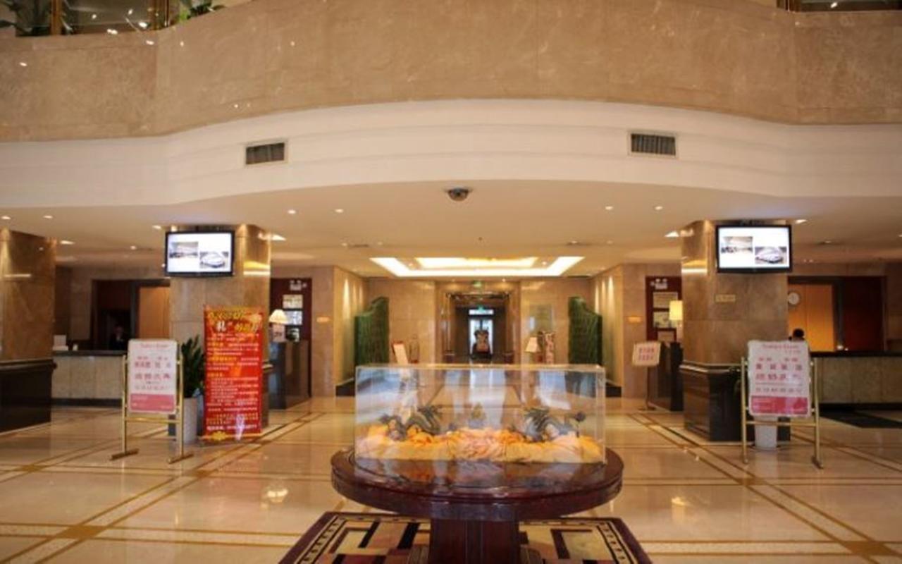 Ramada Hotel Wuxi อู๋ซี ภายนอก รูปภาพ