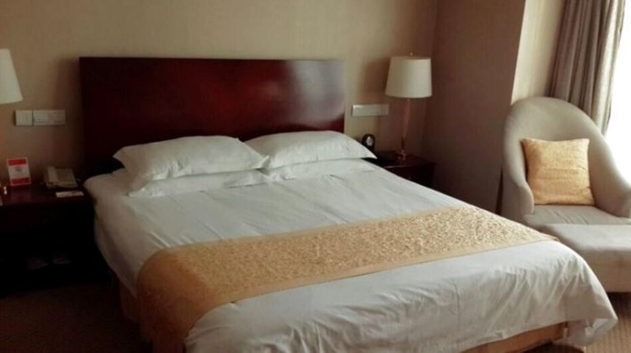 Ramada Hotel Wuxi อู๋ซี ภายนอก รูปภาพ