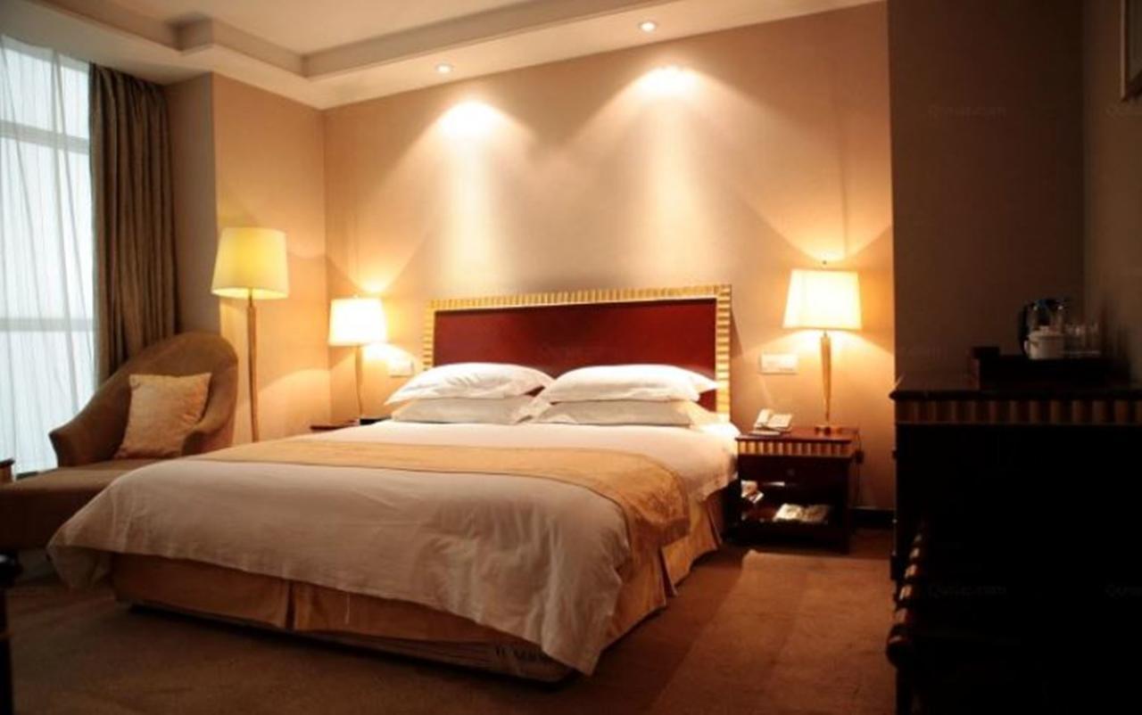 Ramada Hotel Wuxi อู๋ซี ภายนอก รูปภาพ