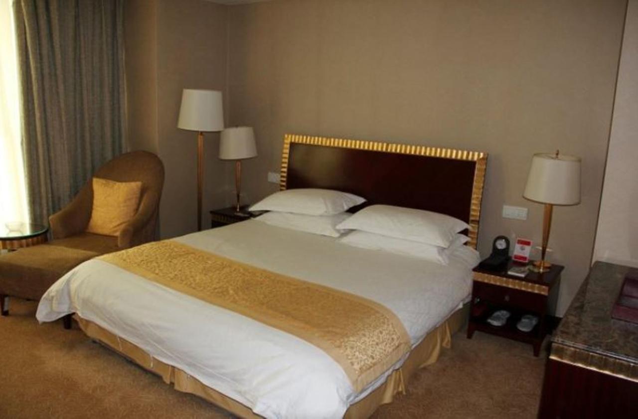 Ramada Hotel Wuxi อู๋ซี ภายนอก รูปภาพ